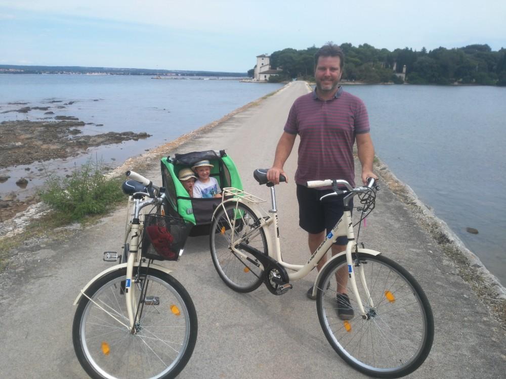 Ostrov Bijuni - projížďka na kolech